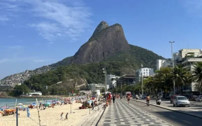 Guia Completo: Como Utilizar Táxi em Copacabana com Segurança e Conforto